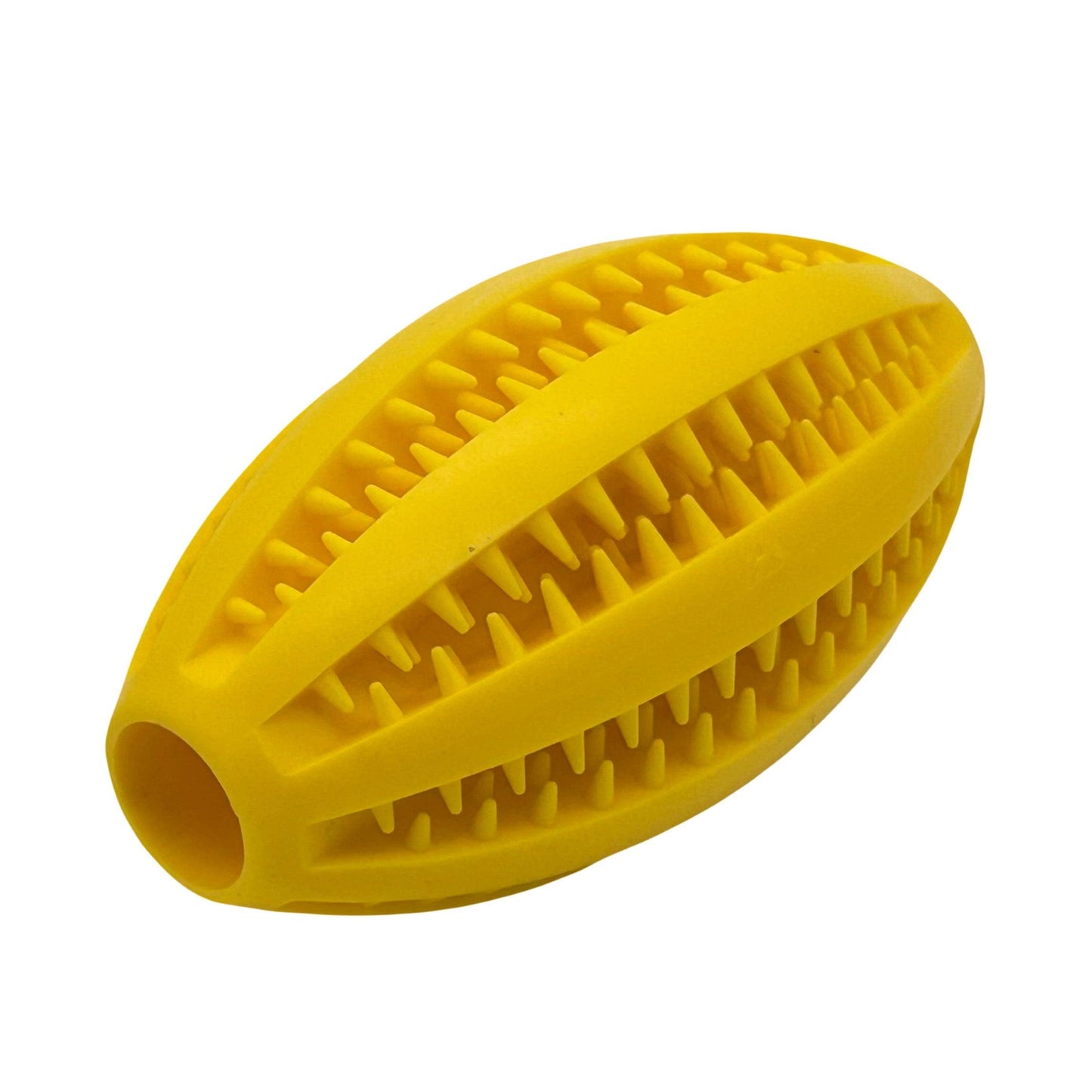 Gele Rugby Lek-bal met flexibele spikes en uitsparingen, ideaal om traktaties in te doen en het kauwplezier te vergroten.
