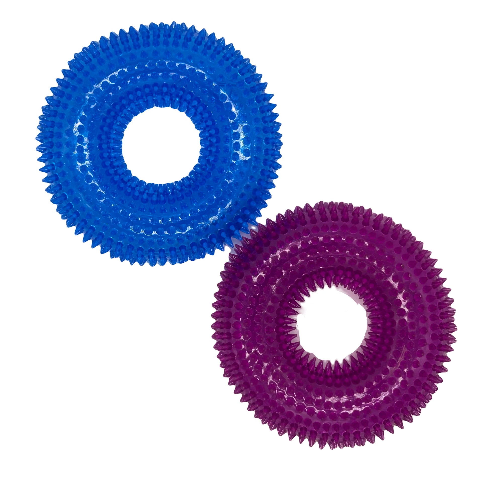Spikey Ring hondenspeeltjes in blauw en paars, met spikes voor kauwplezier. Het speeltje heeft pieper voor extra speelplezier